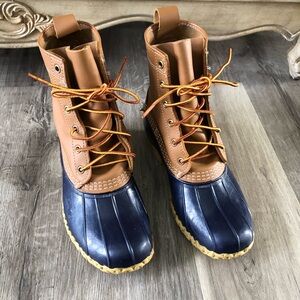 Women's Bean Boots, 8" Tan/ Navy size 8 Wide